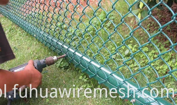 Steel Wire Mesh Security Temporary Diamond Chain Link Garden Fence1